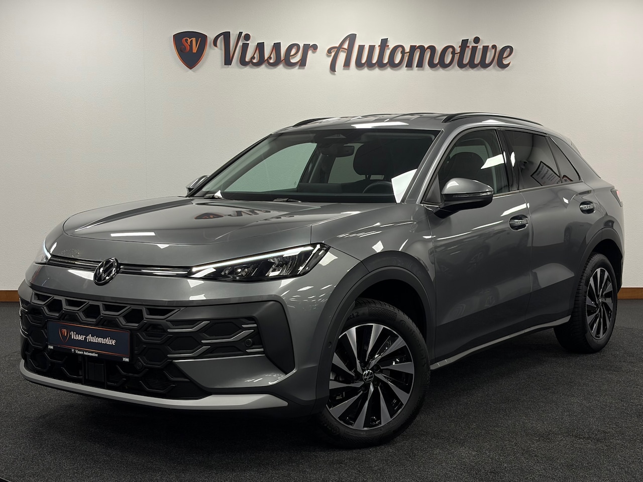 Volkswagen T-Roc - 1.5 eTsi Style First Edition*116PK*Camera*Stoelverwarming*Cruise-Control*Apple-Carplay* - AutoWereld.nl