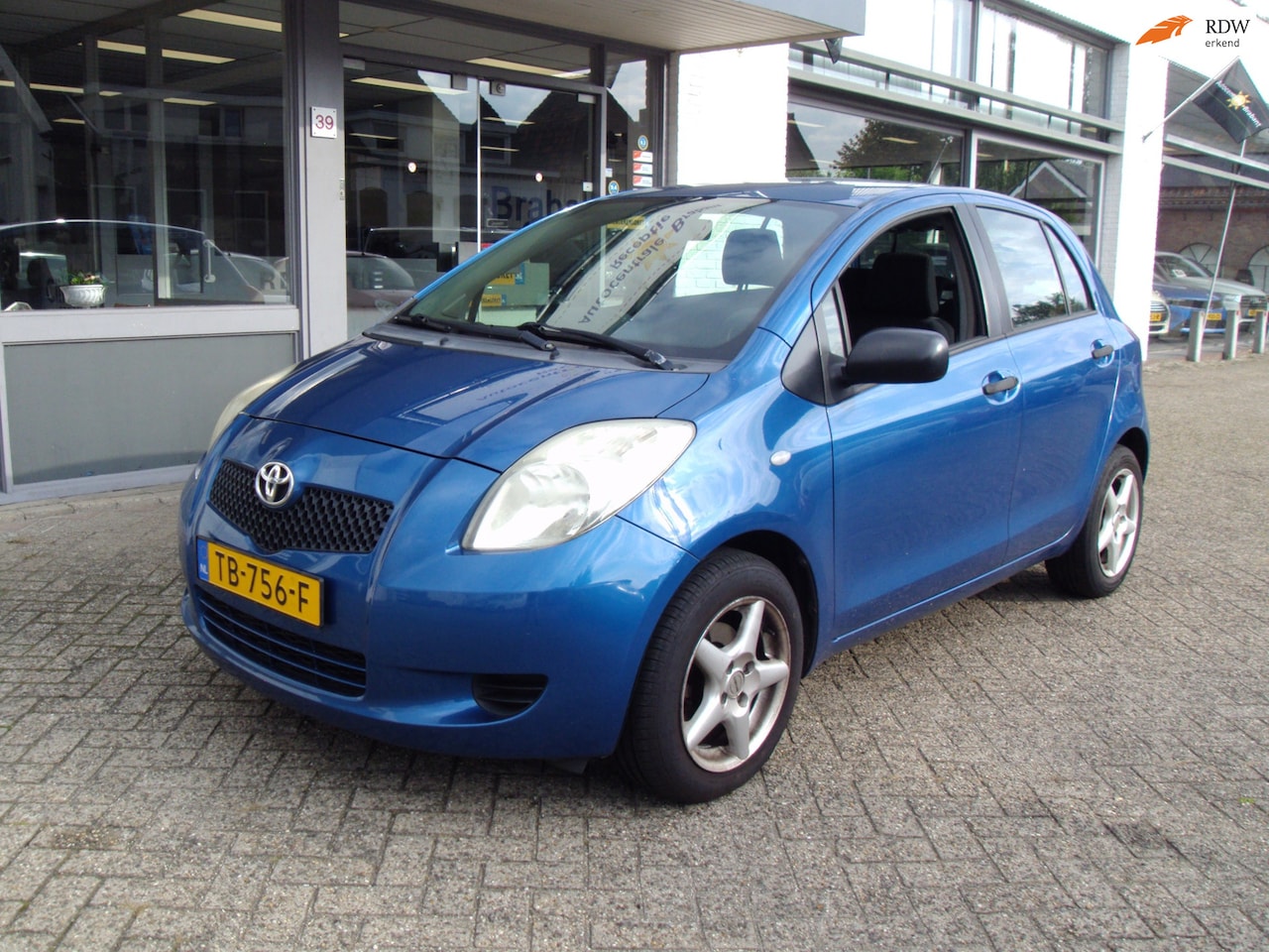 Toyota Yaris - 1.3 VVTi Cool 1.3 VVTi Cool - AutoWereld.nl
