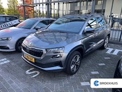 Skoda Karoq - 1.5 TSI ACT 150pk Automaat Business Edition | Schuifdak | Trekhaak | Stoelverwarming | Stu