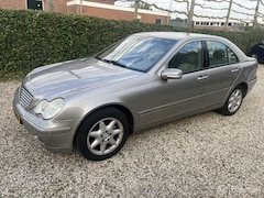 Mercedes-Benz C-klasse - 240 Avantgarde
