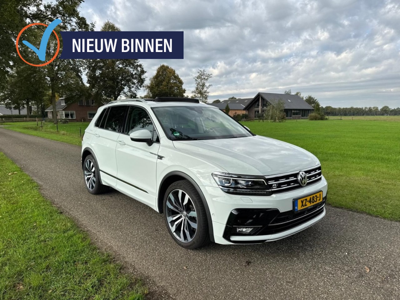 Volkswagen Tiguan - 2.0 TSI 4Motion R-Line | Pano | 360 Camera | Leder | Elektrische - AutoWereld.nl