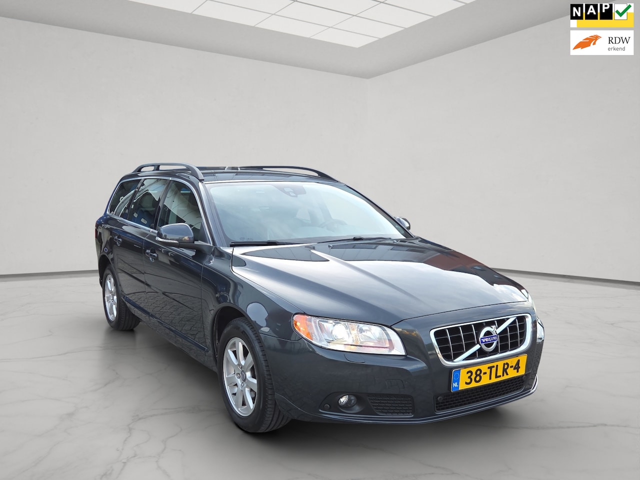 Volvo V70 - 1.6 T4 Limited Edition 1.6 T4 Limited Edition - AutoWereld.nl