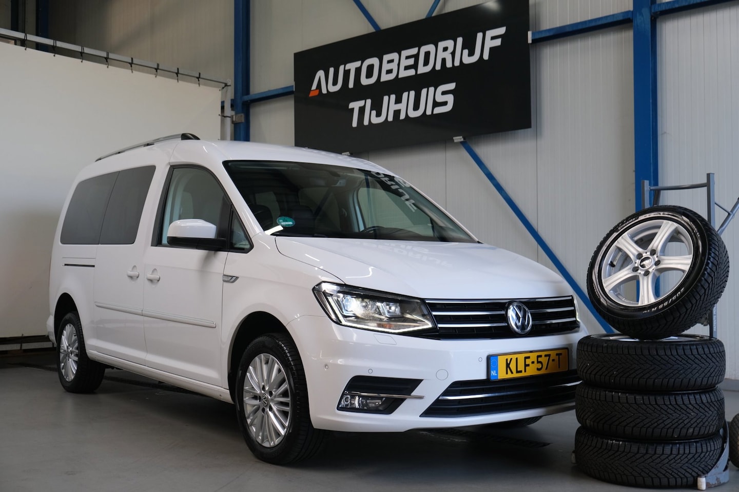 Volkswagen Caddy Maxi - 1.4 TSI Highline 7p Automaat - Airco, Cruise, Navi, PDC, Carplay, Trekhaak. - AutoWereld.nl