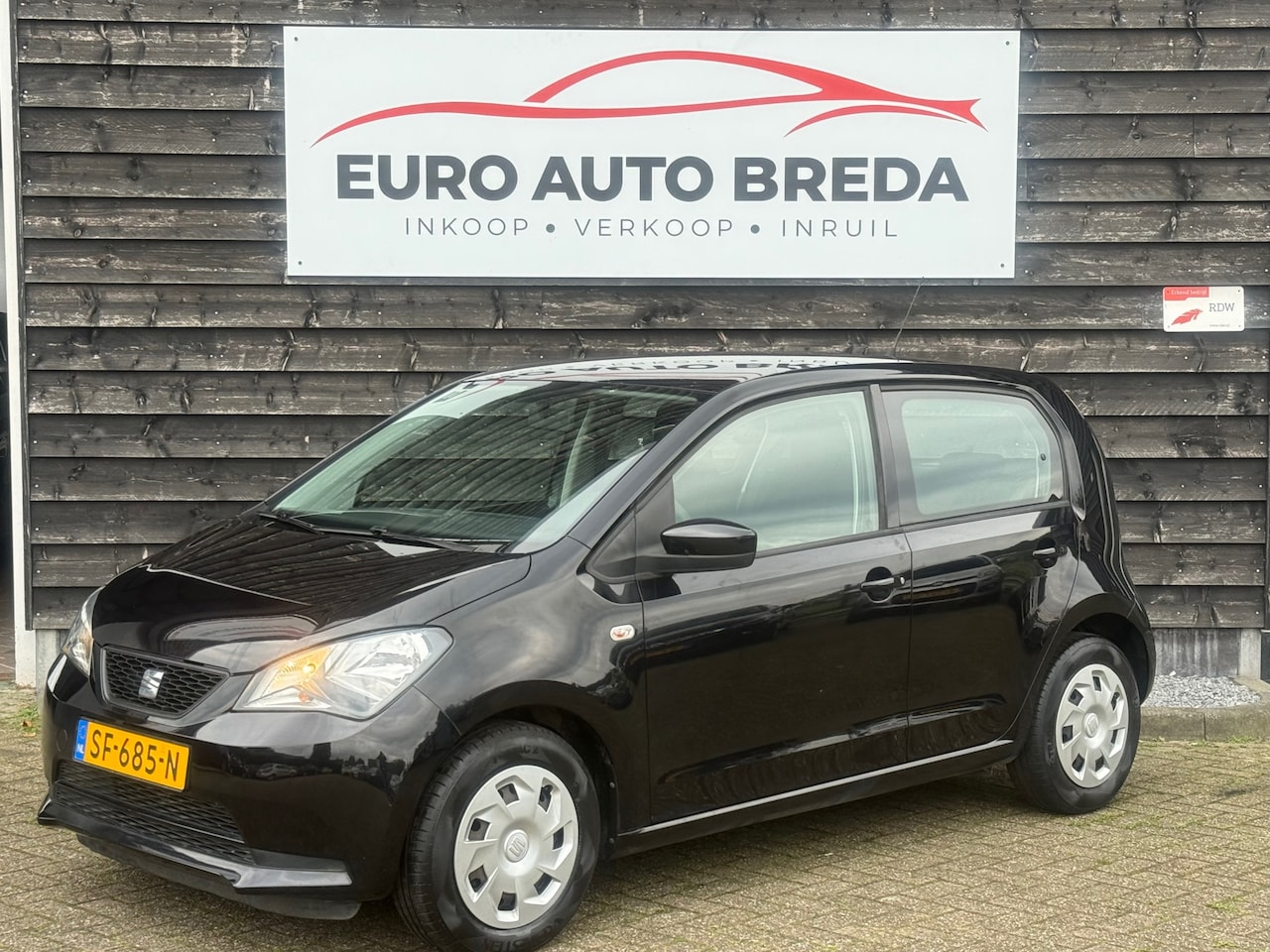 SEAT Mii - 1.0 Mii by Cosmopolitan 1.0 Mii by Cosmopolitan - AutoWereld.nl