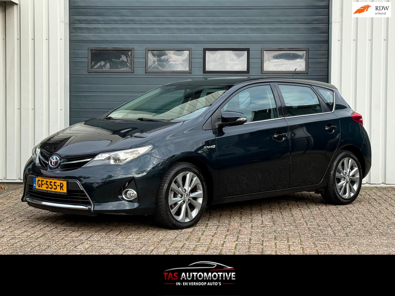Toyota Auris - 1.8 Hybrid Aspiration NAVI / CRUISE / CLIMA - AutoWereld.nl