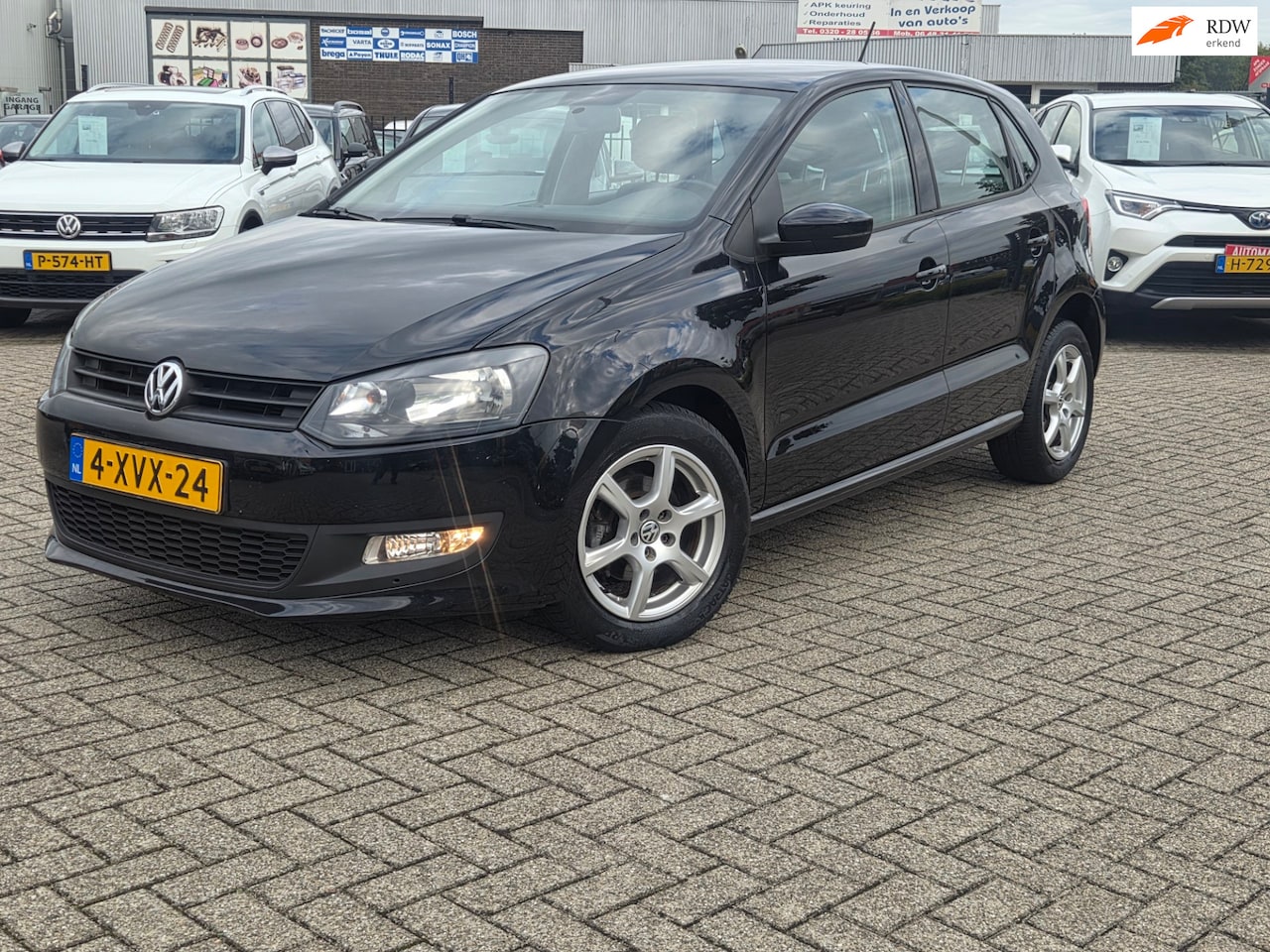 Volkswagen Polo - 1.2 TSI R-Line Edition/DEALER ONDERHOUDEN - AutoWereld.nl