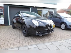 Alfa Romeo MiTo - 1.4 Distinctive, inruil koopje, lees tekst