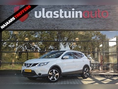 Nissan Qashqai - 1.2 Connect Edition , Panoramadak, Stoelverwarming, Trekhaak, Rondomcamera,