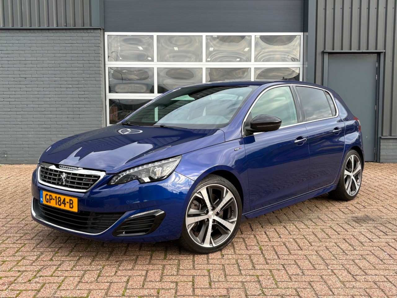 Peugeot 308 - 1.6 e-THP GT 205 Pk 88000 Km Org NL auto - AutoWereld.nl