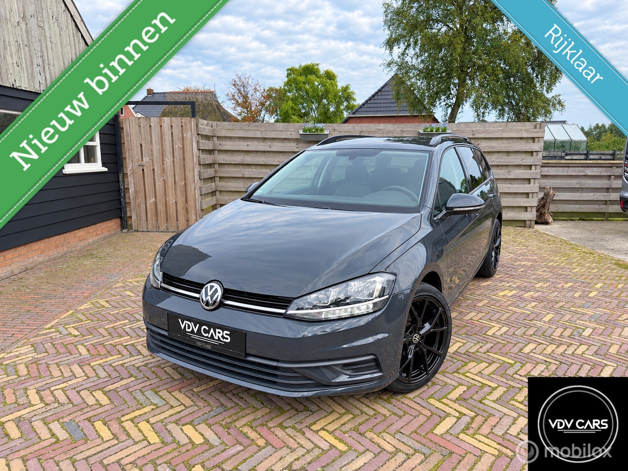 Volkswagen Golf Variant - 1.0TSI 110pk Airco | Cruise | Carplay | PDC | LMV - AutoWereld.nl