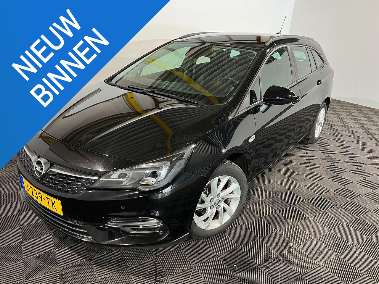 Opel Astra Sports Tourer - 1.2 Edition 1.2 Edition - AutoWereld.nl