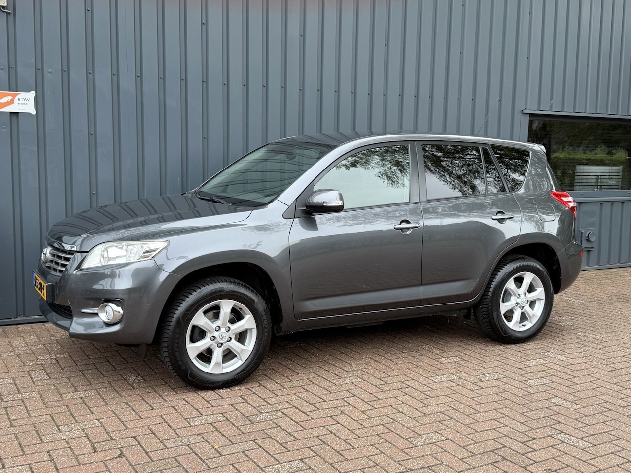 Toyota RAV4 - 2.0 VVTi Dynamic 4WD YOUNGTIMER!/DEALER OND!/APK!/ - AutoWereld.nl