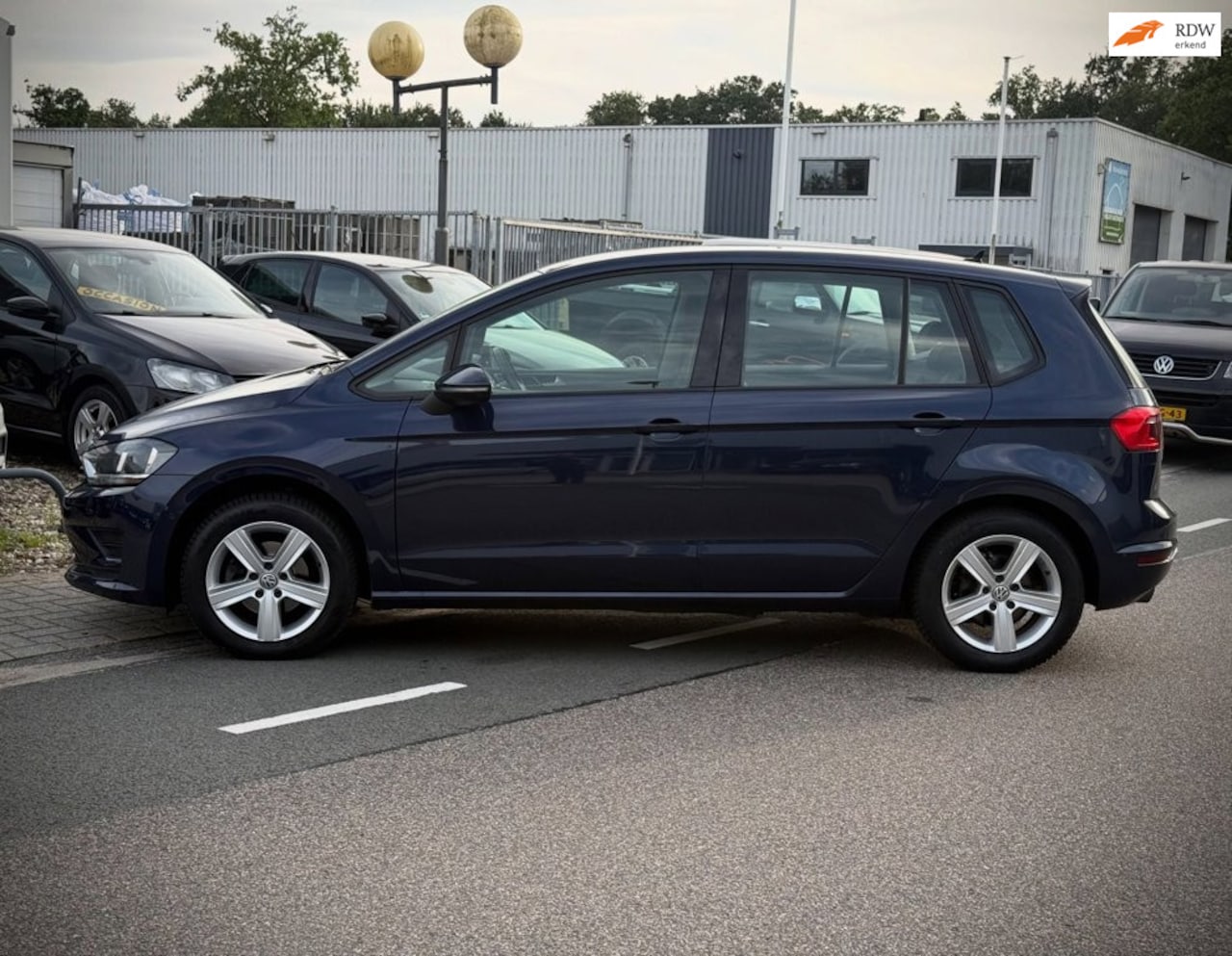 Volkswagen Golf Sportsvan - 1.2 TSI Trendline 1.2 TSI Trendline - AutoWereld.nl