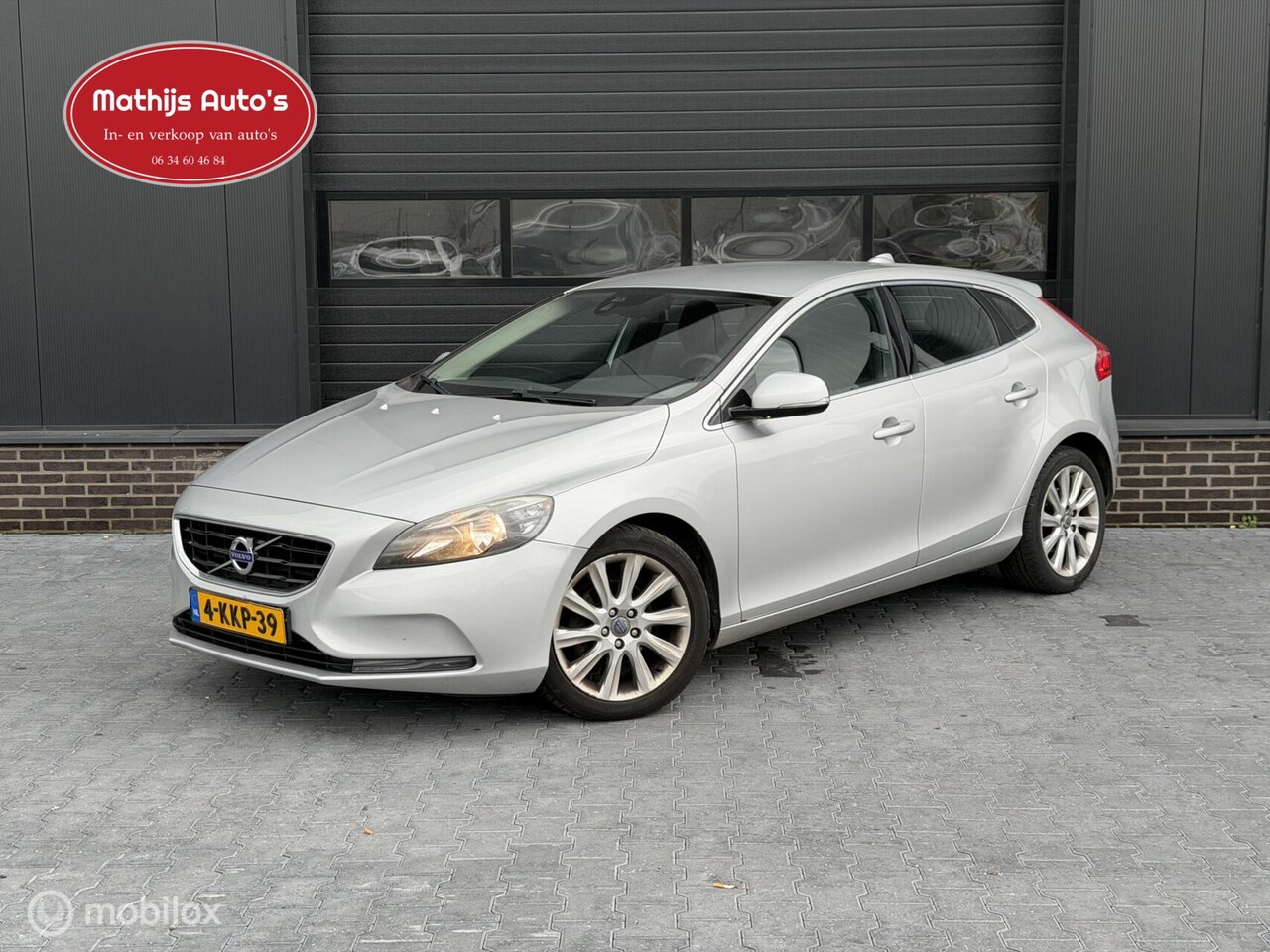 Volvo V40 - 1.6 D2 Summum 1.6 D2 Summum - AutoWereld.nl