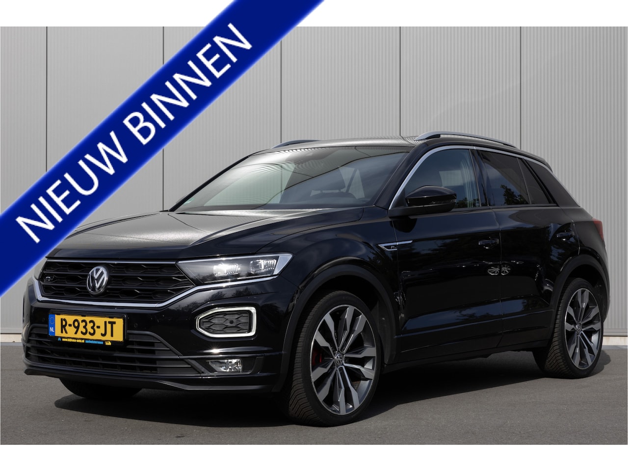 Volkswagen T-Roc - 1.5 | 3X R-LINE | PANO | VIRTUAL DASH | CAMERA - AutoWereld.nl