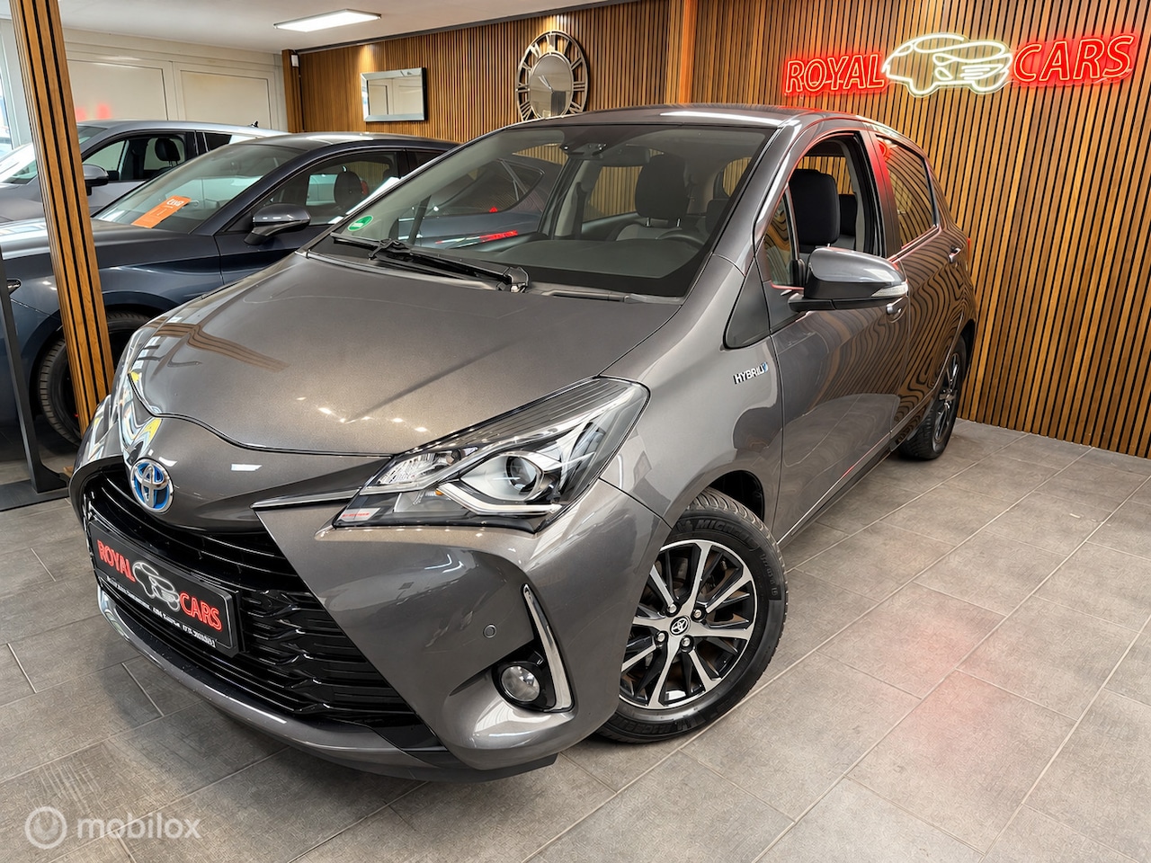 Toyota Yaris - 1.5 Hybrid Executive|Navi| Top Conditie - AutoWereld.nl