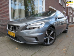 Volvo V40 - 1.5 T3 Polar+ Sport Automaat Panodak trekhaak