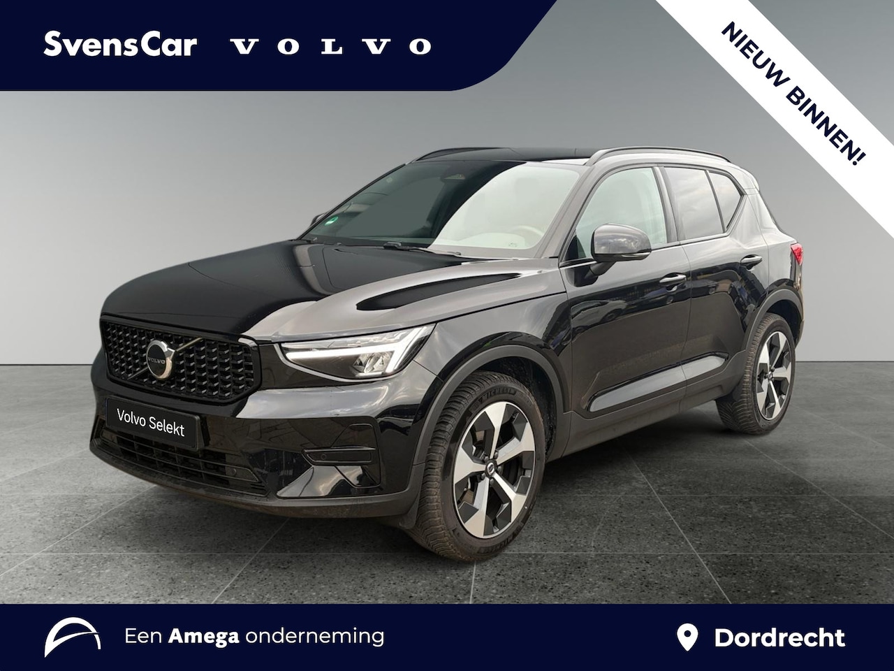 Volvo XC40 - 2.0 B4 Plus Dark | Trekhaak | Getint glas | Allseason banden | 19 inch | - AutoWereld.nl