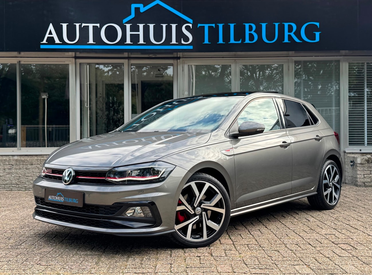 Volkswagen Polo - 2.0 TSI GTI 200PK DSG Pano Keyless Beats - AutoWereld.nl