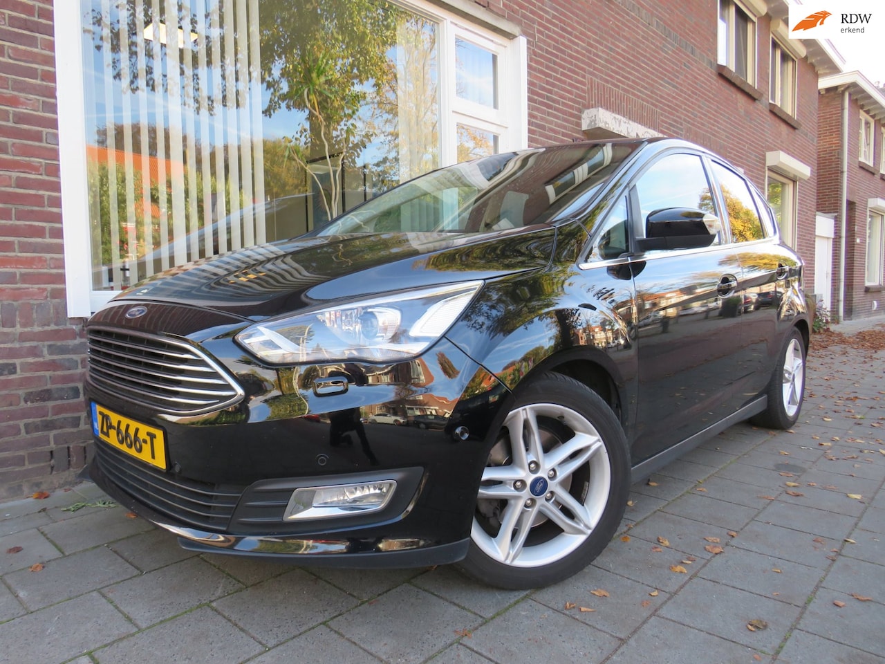 Ford C-Max - 1.5 Sport trekhaak camera - AutoWereld.nl