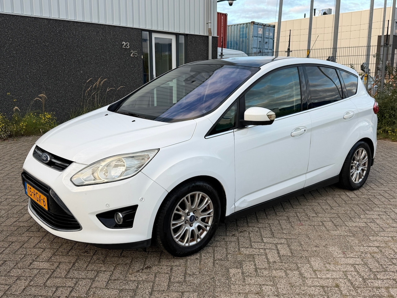 Ford C-Max - 1.6 SCTi Titanium Pano STUURBEKRACHTIGING DEFECT - AutoWereld.nl