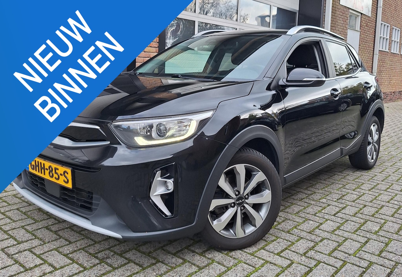 Kia Stonic - 1.0 T-GDi MHEV DynamicPlusLine 2022 Black Pearl Clima Nav Lage Km Apk 2028 - AutoWereld.nl