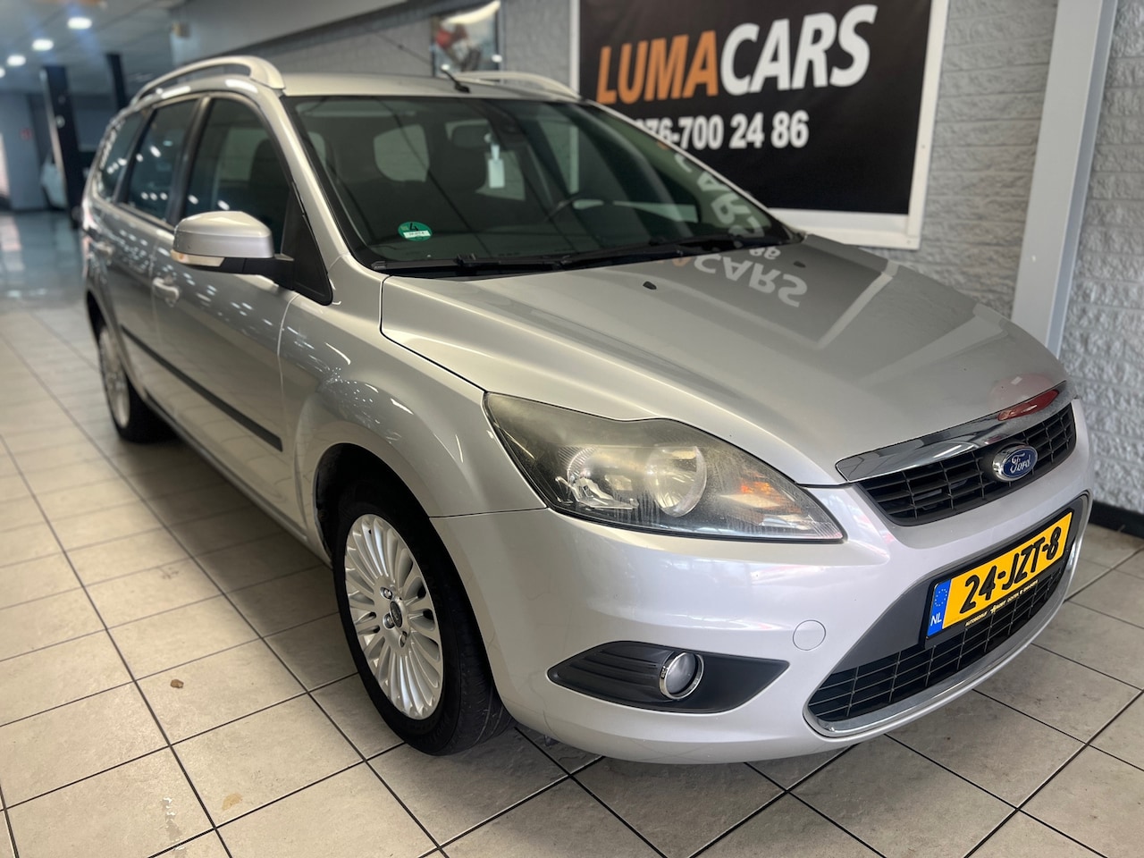 Ford Focus Wagon - 1.8 Limited | Nieuwe APK | Cruise | PDC | - AutoWereld.nl