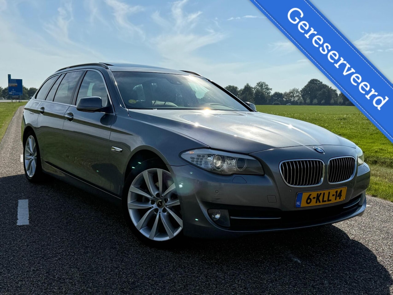 BMW 5-serie Touring - 523i Aut High Executive | GERESERVEERD - AutoWereld.nl