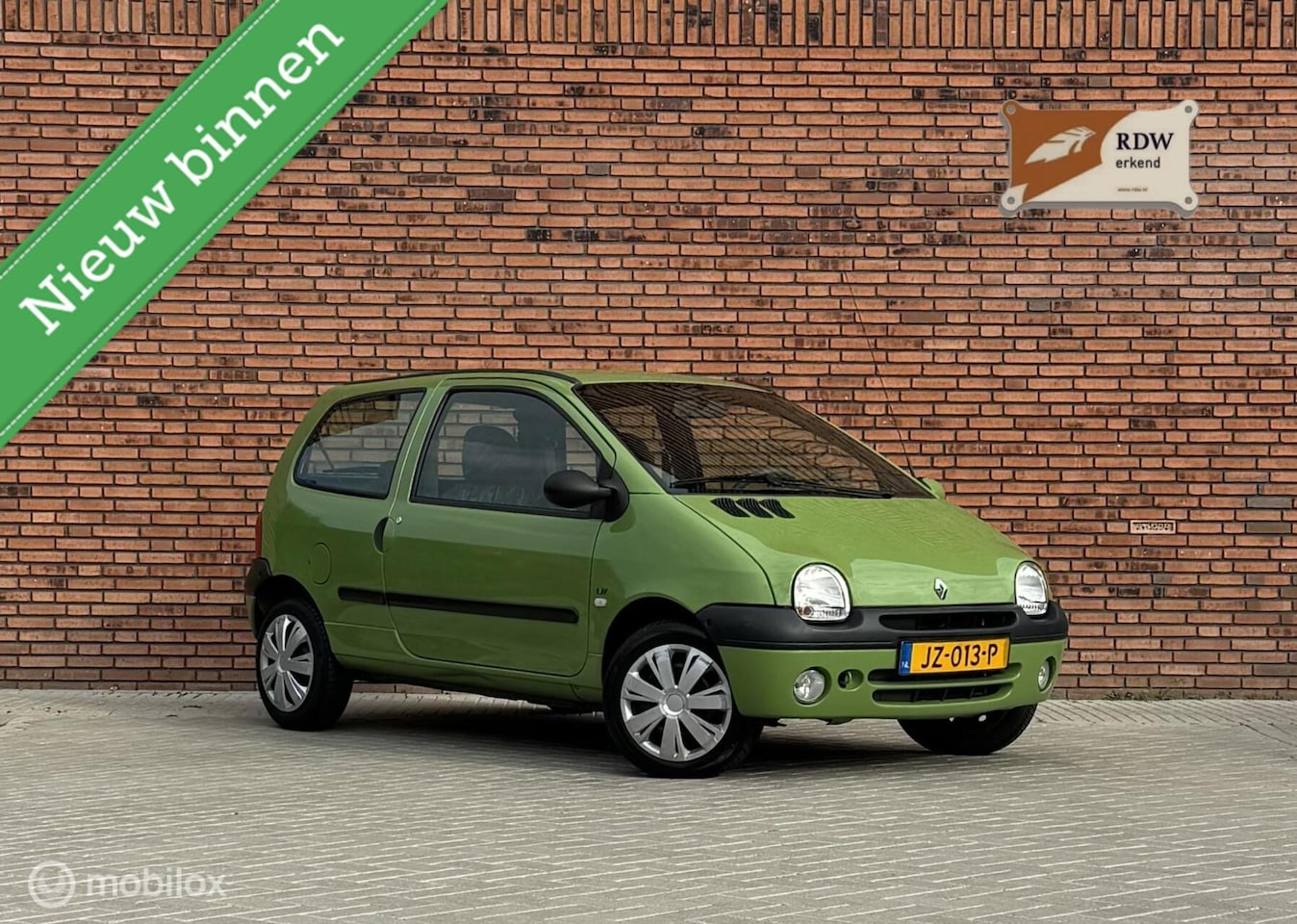 Renault Twingo - 1.2-16V Privilège Quickshift 5/AIRCO/NEW APK - AutoWereld.nl