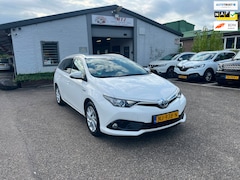 Toyota Auris Touring Sports - 1.8 Hybrid Dynamic | 6 MND Garantie| KEYLESS | CLIMA
