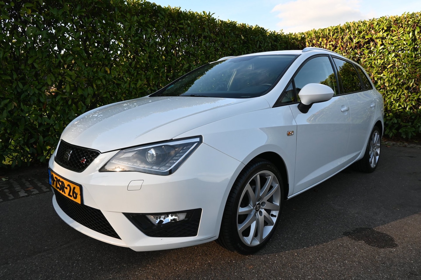 SEAT Ibiza ST - 1.2 TSI FR Dynamic. Origineel Nederlandse auto met NAP. - AutoWereld.nl