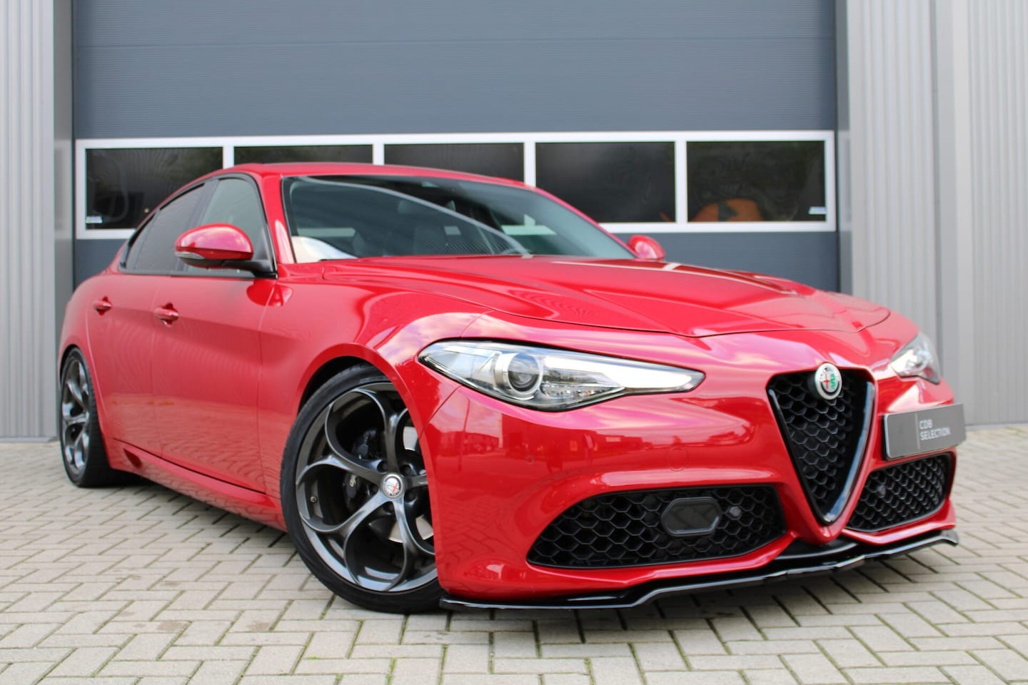 Alfa Romeo Giulia - 2.0T Super | Camera | Quadrifoglio Velgen | Trekhaak | Carplay - AutoWereld.nl