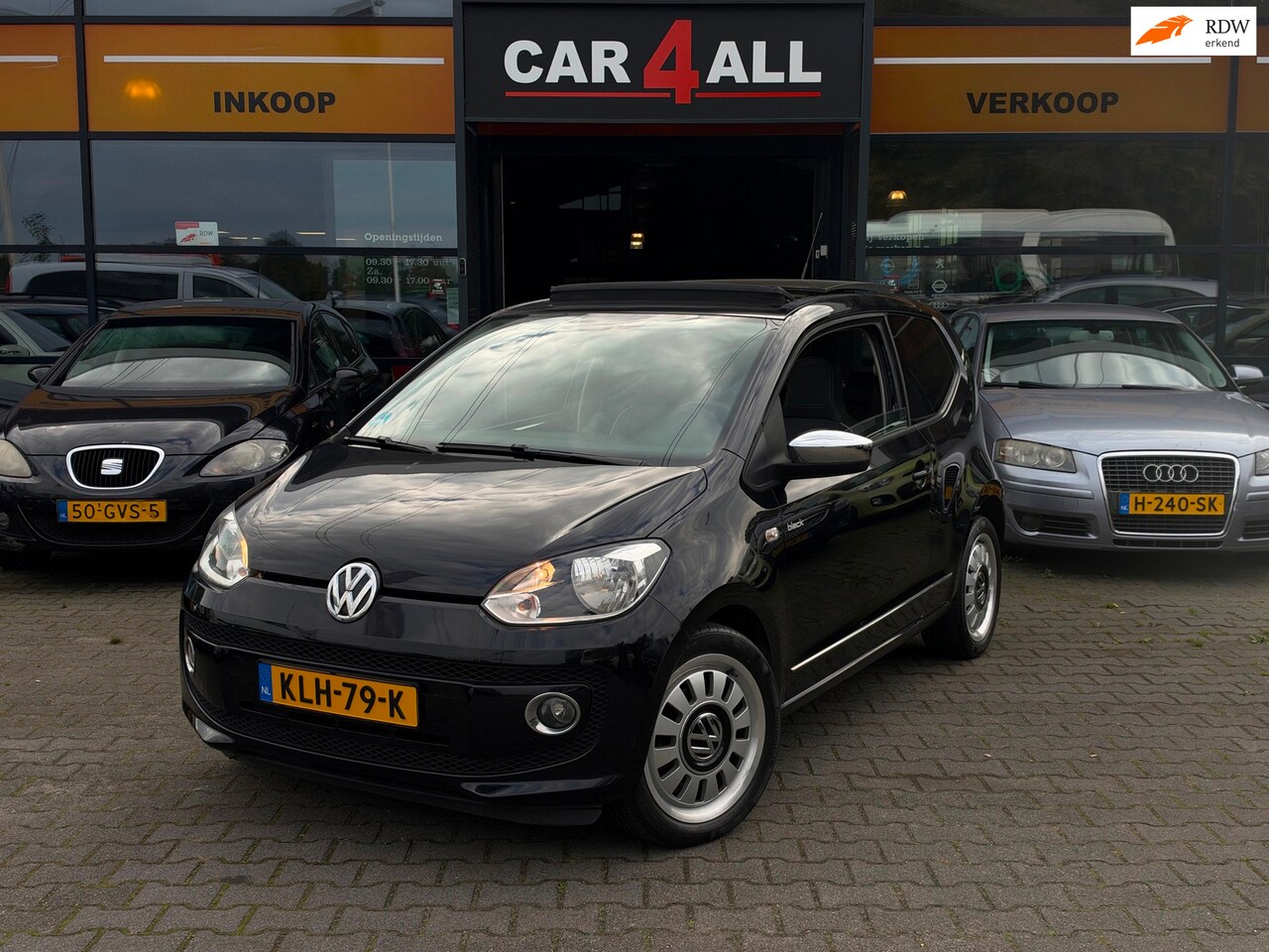 Volkswagen Up! - 1.0 take up! PANO/LEDER/AIRCO/LMVELGEN/RIJDT PERFECT - AutoWereld.nl