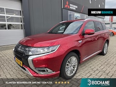 Mitsubishi Outlander - 2.4 PHEV Instyle | 360° camera | Trekhaak | Open dak |