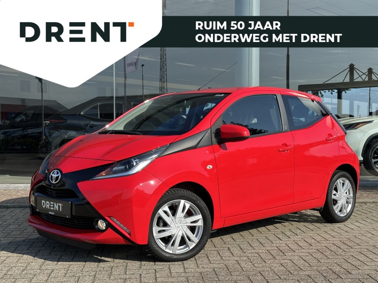 Toyota Aygo - 1.0 VVT-i x-play | Airco | Camera | Lichtmetaal - AutoWereld.nl