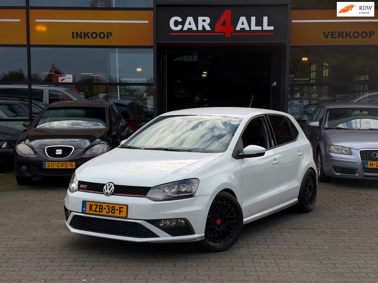 Volkswagen Polo - 1.8 TSI GTI SCHROEFSET/230PK/LED/SPORT/19INCH/AANGEPASTE UITLAAT/APK 20-03-2028 - AutoWereld.nl