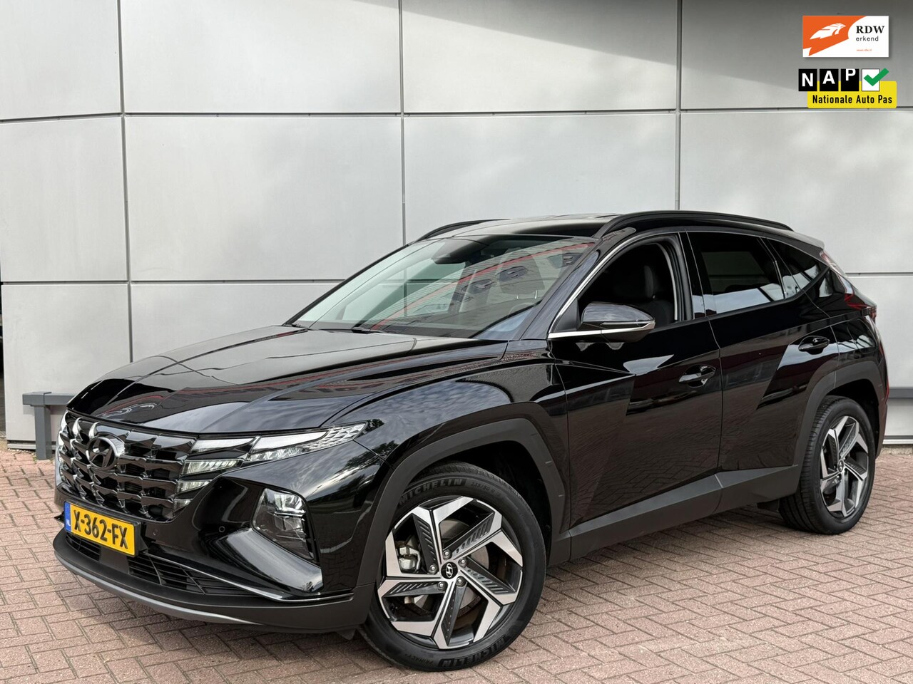 Hyundai Tucson - 1.6 T-GDI PHEV Comfort 4WD | Dealer onderhouden | NL Auto | - AutoWereld.nl