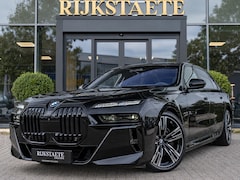 BMW 7-serie - 750e XDrive|PANO|SKYLOUNGE|B&W|EL.DEUR|INC.BTW