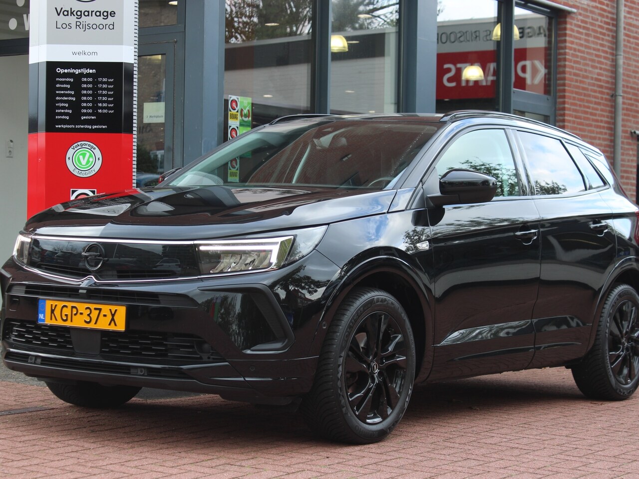 Opel Grandland - 1.2 Turbo *GS Line* | Carplay | Camera | Cruise & Climate Control | PDC | Privacy | Naviga - AutoWereld.nl