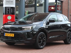Opel Grandland - 1.2 Turbo *GS Line* | Carplay | Camera | Cruise & Climate Control | PDC | Privacy | Naviga