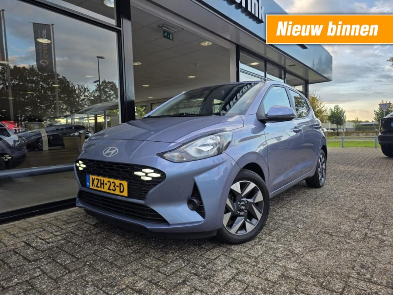 Hyundai i10 - 1.0 COMFORT SMART AUTOMAAT NAVI/CAMERA/CRUISE - AutoWereld.nl