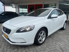 Volvo V40 - 1.6 T2 120 PK Bluetooth PDC Onderhoudshistorie