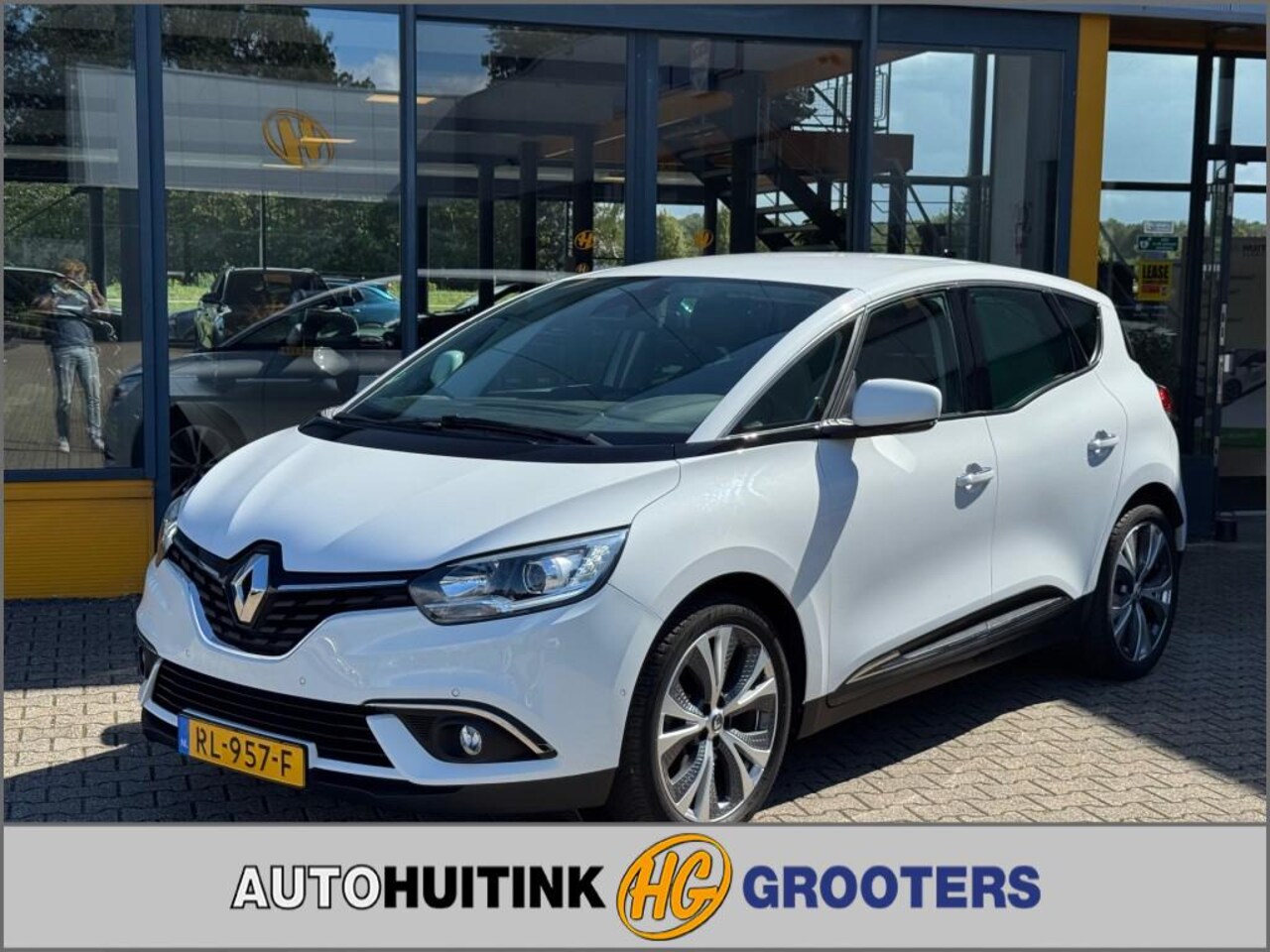 Renault Scénic - 1.2 TCe Intens - camera - navi - clima - AutoWereld.nl