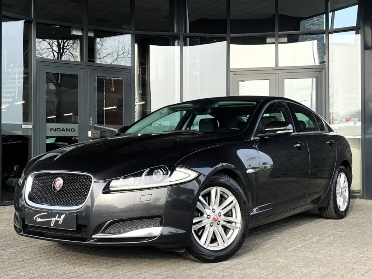 Jaguar XF - 2.2D BUS. ED. - LEDER - CAMERA - ORG. NL. - AutoWereld.nl