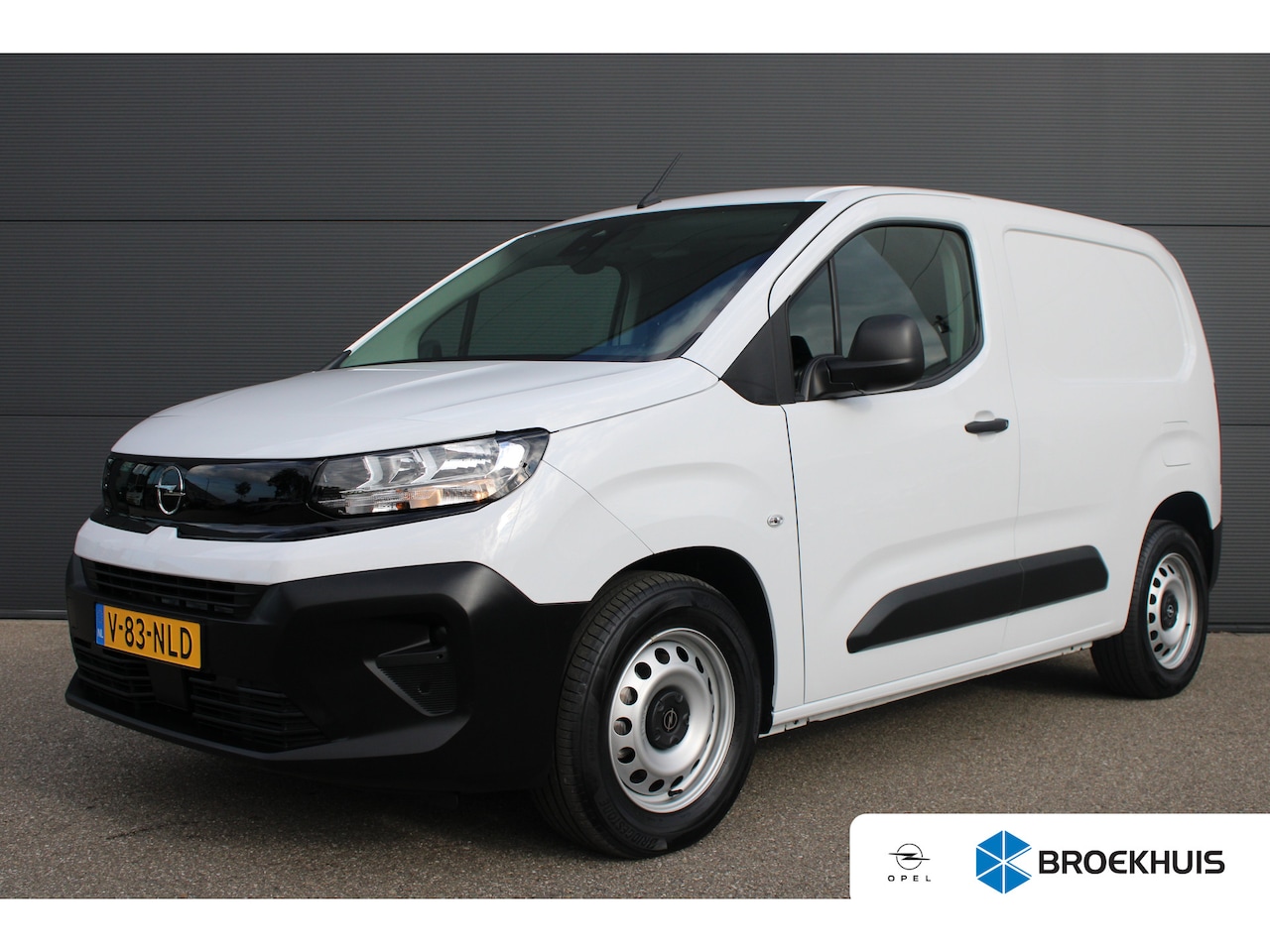 Opel Combo Electric - 136 L1 50kWh | Fase 3 laden | SOH 99% | Navi by app | Apple carplay | Camera | Nieuw model - AutoWereld.nl