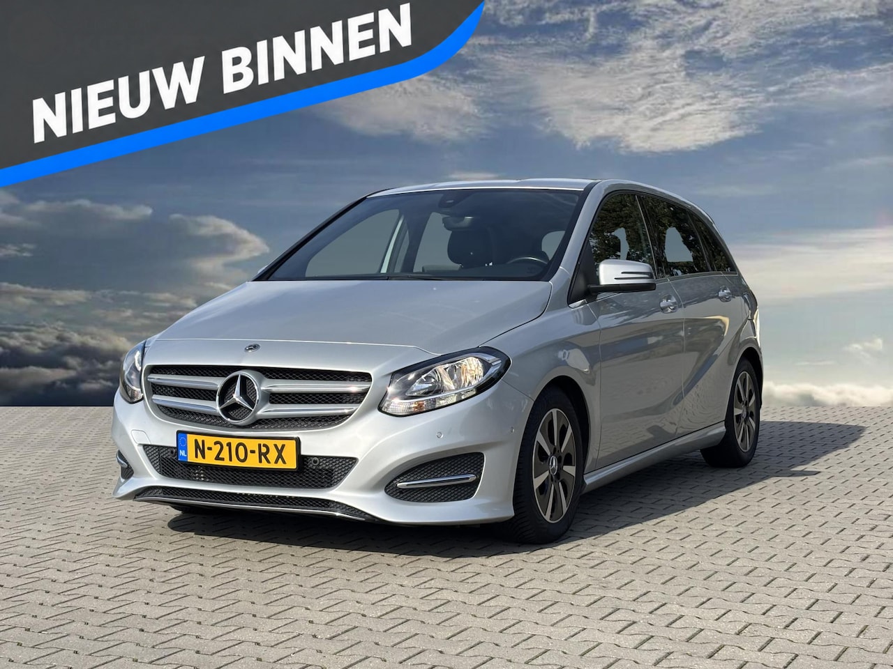 Mercedes-Benz B-klasse - 180 Ambition | Stoelverwarming | Airconditioning | Cruisecontrol | Leder | - AutoWereld.nl