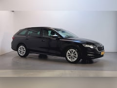 Skoda Octavia Combi - 1.0 TSI Business Edition Navigatie Parkeersensoren App-Connect DAB+