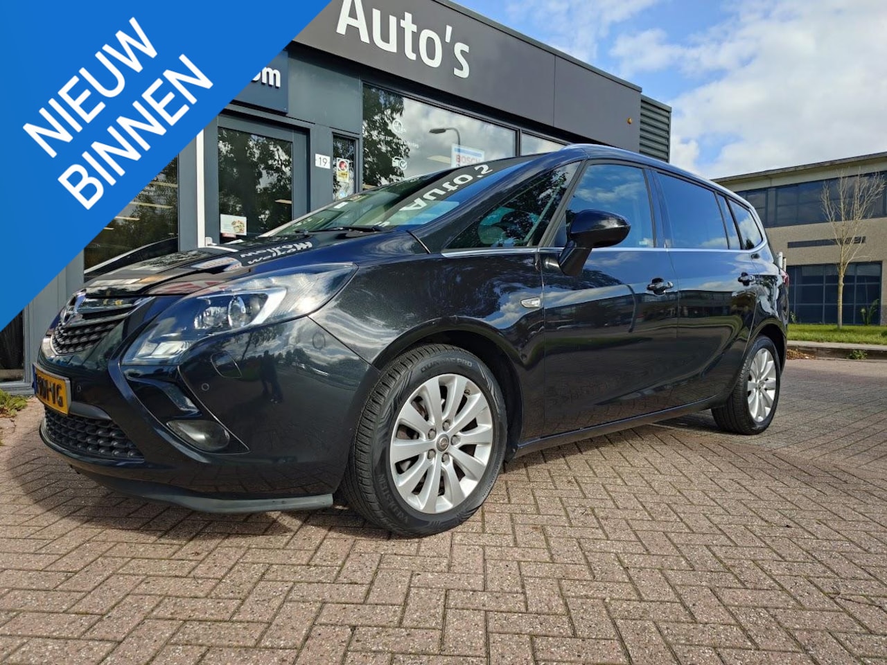 Opel Zafira Tourer - 1.4 Turbo Online Edition Automaat, PDC V+A, Leder, Trekhaak, Navi, Stoelverwarming - AutoWereld.nl