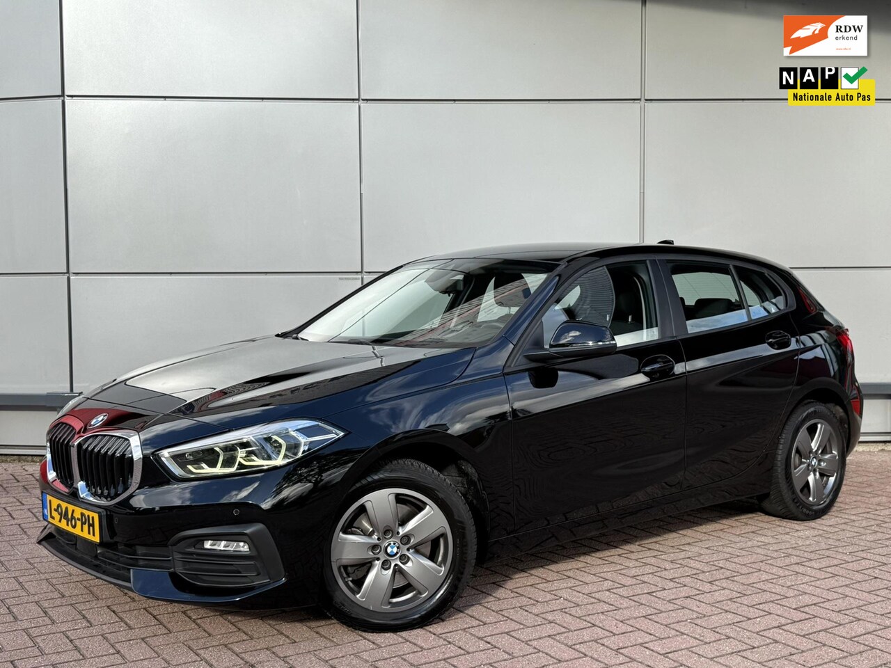 BMW 1-serie - 118i Business Edition | 1e Eigenaar | Dealer onderhouden | NL Auto | - AutoWereld.nl