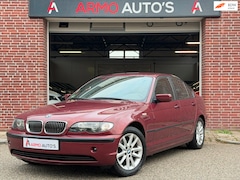 BMW 3-serie - 318i Lifestyle Executive | Airco | Stoelverwarming